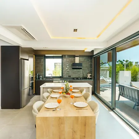 Kalkan Port Villas וילה